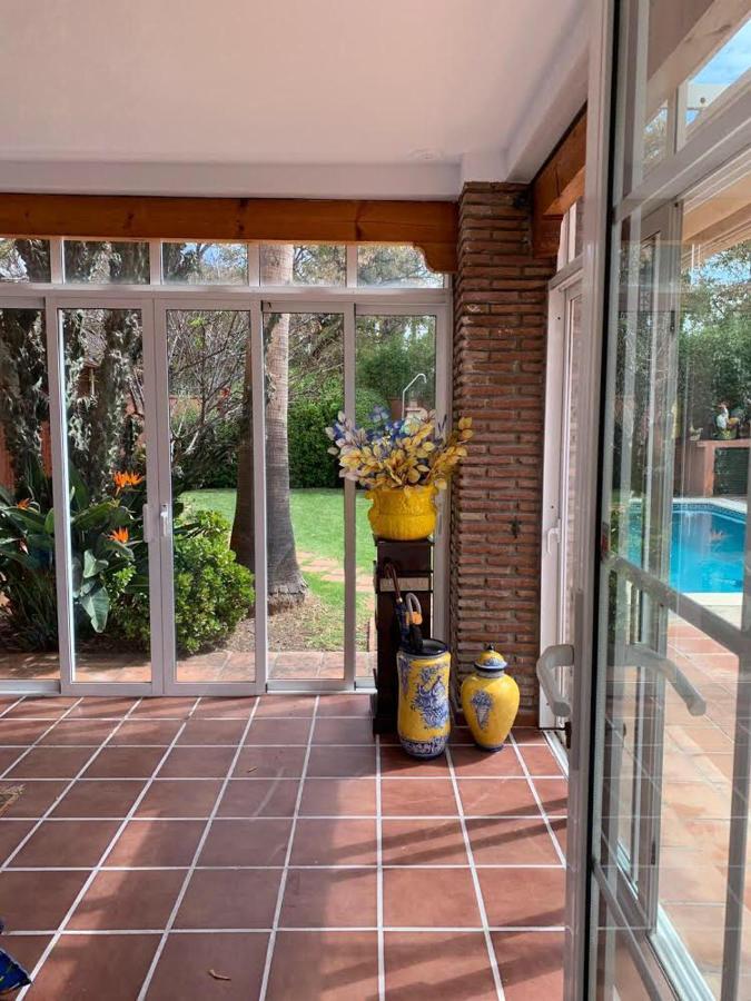 Chalet Con Piscina A 50 M De La Playa . Marbella Exteriér fotografie