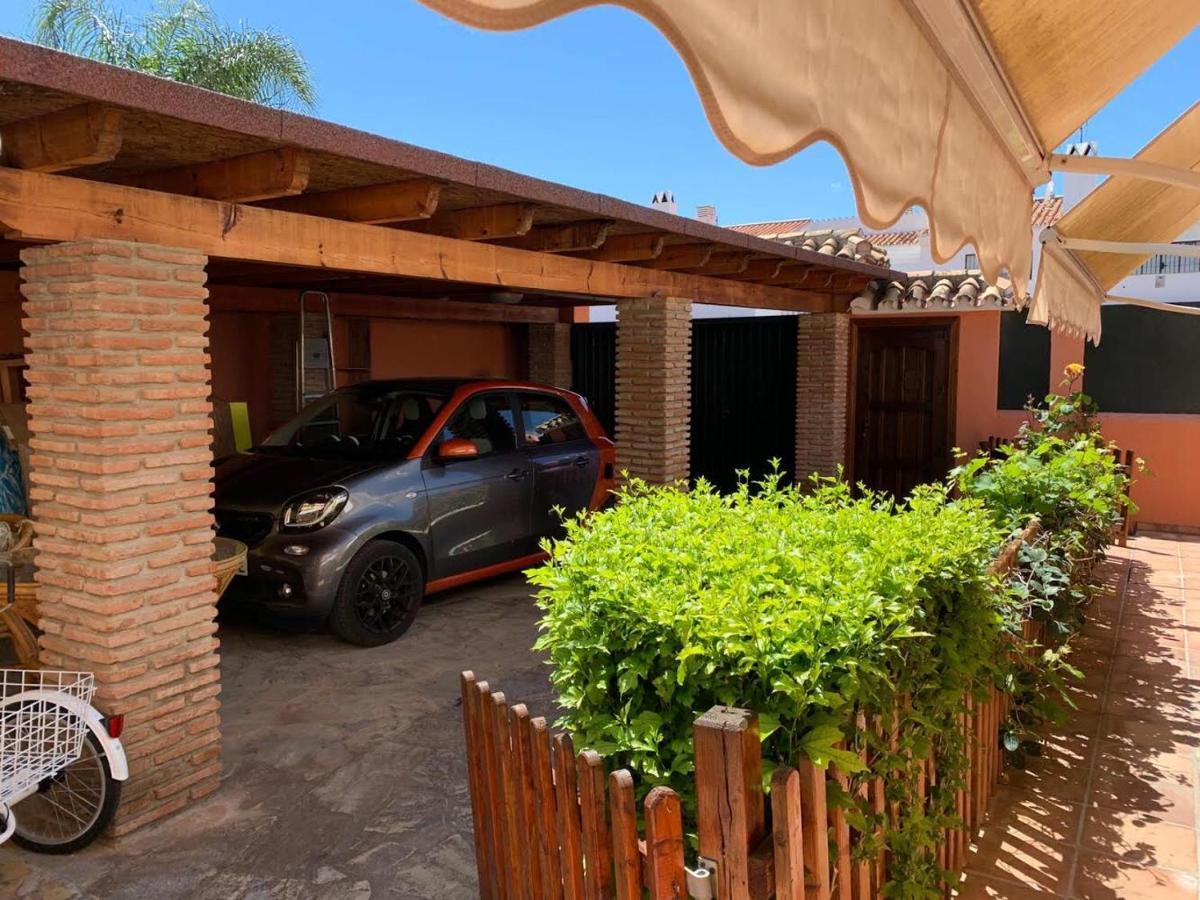 Chalet Con Piscina A 50 M De La Playa . Marbella Exteriér fotografie